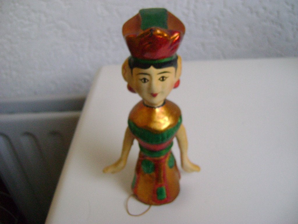 brocante chinees houten meisje van 14cm met beweegbare armen, Ophalen of Verzenden