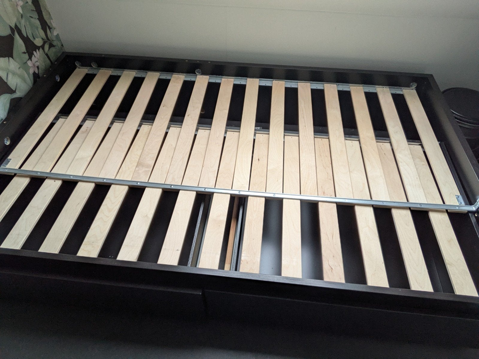 Foto 2 van Uitschuifbaar IKEA bed met 1 matras