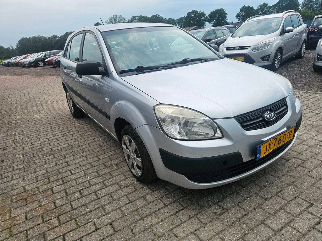 Kia Rio 1.4 X-pect, Auto's, Kia, Voorwielaandrijving, Gebruikt, 4 cilinders, 49 €/maand