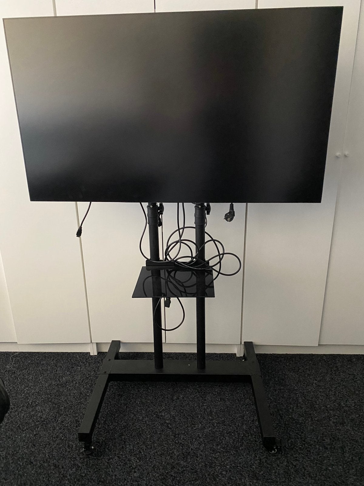 Presentatiescherm met standaard, Ophalen, IPS, Full HD, Zo goed als nieuw