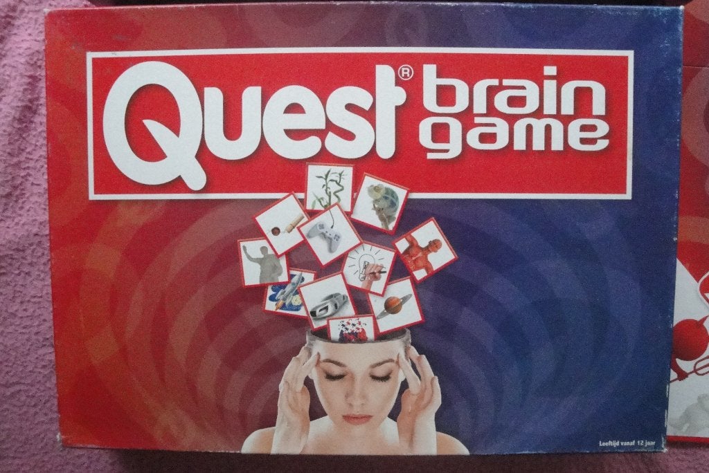 QUEST BRAIN GAME VAN TOYS BORDSPEL 2tot4 spelers 3,95euro, Een of twee spelers, Ophalen of Verzenden, Zo goed als nieuw, Reisspel