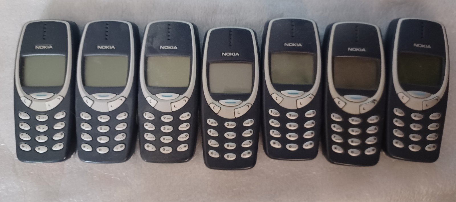 7x Nokia 3310 - Werken goed, zonder opladers, Telecommunicatie, Ophalen, Geen camera, Blauw