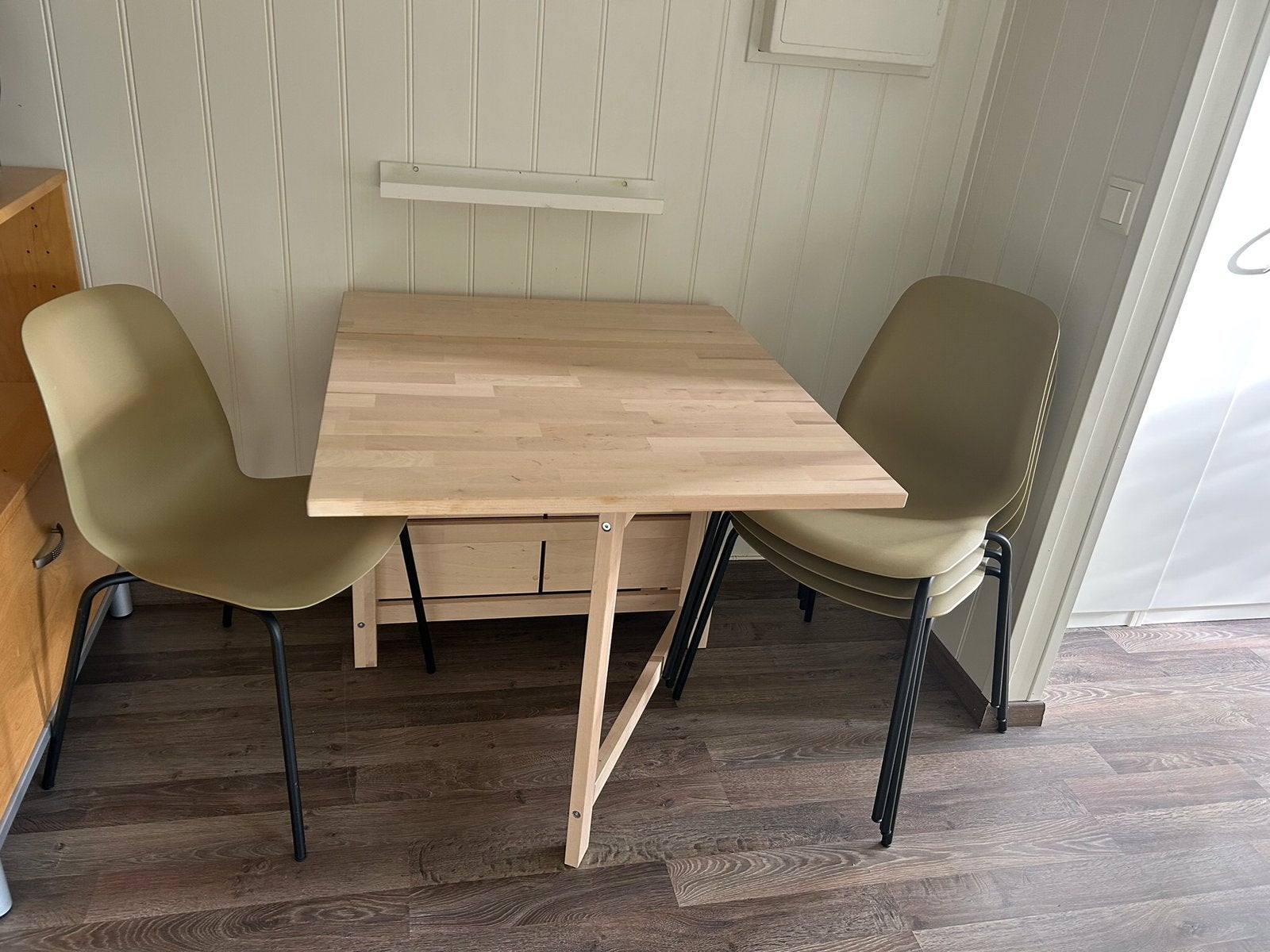 IKEA Norden Klaptafel met 4 Keukenstoelen, Ruimtebesparend, Ophalen, Gebruikt, 100 tot 150 cm, 50 tot 100 cm