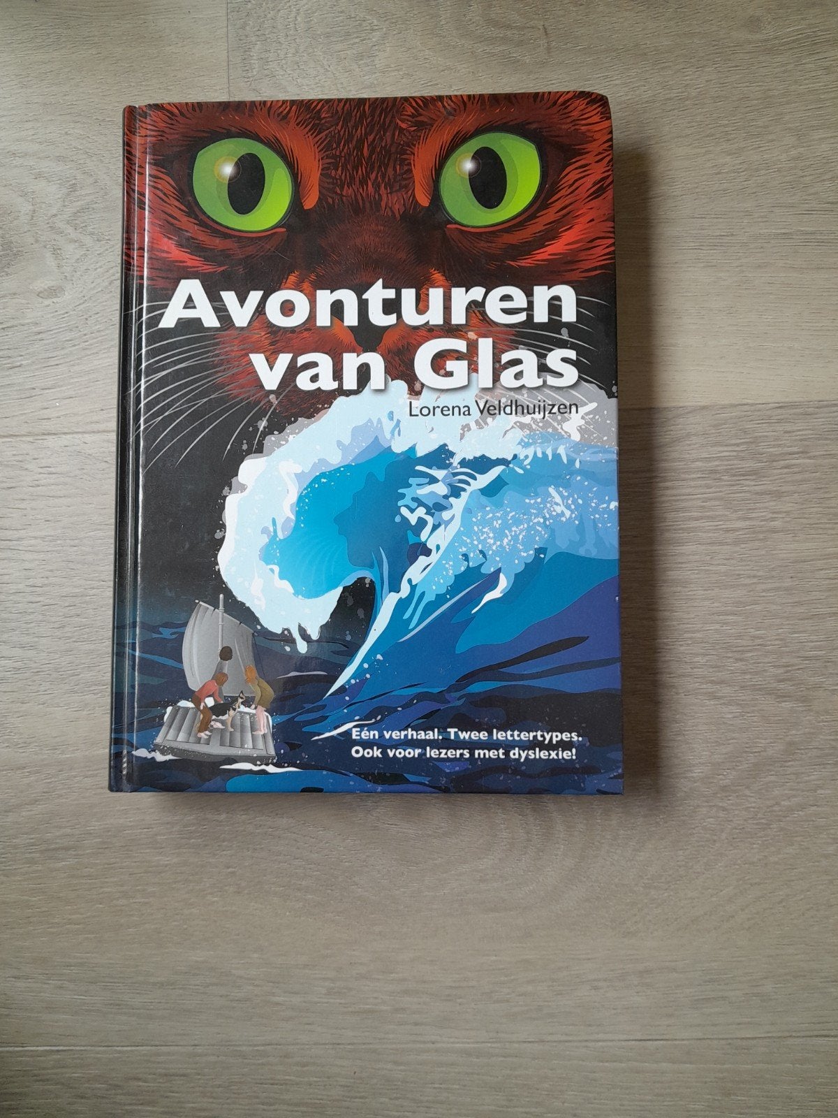 De avonturen van glas Lorena Veldhuijzen Speciaal  dyslexie, Ophalen of Verzenden, Zo goed als nieuw, Lorena Veldhuijzen