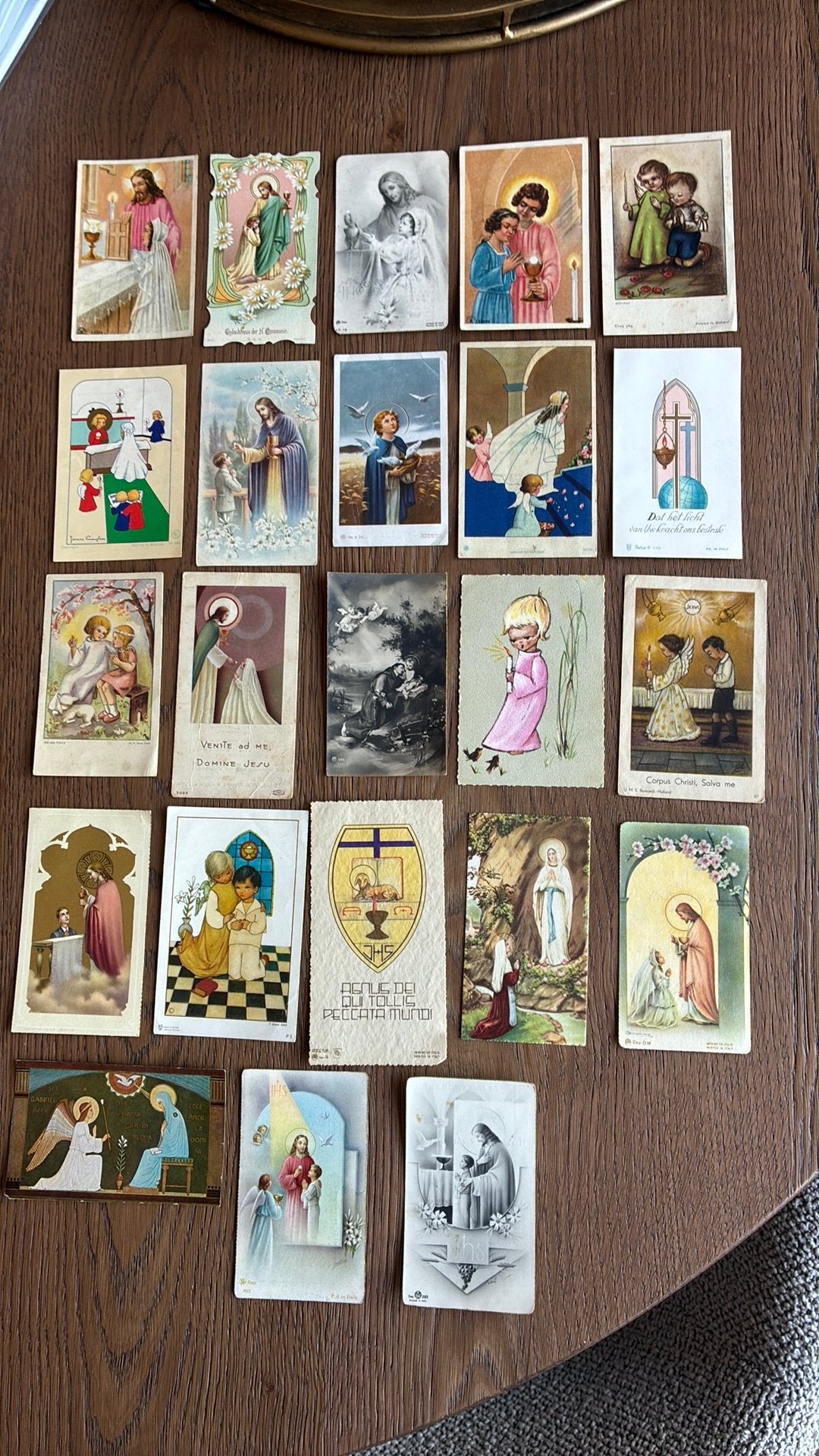 Religieus. 23 verschillende bidprentjes., Ophalen of Verzenden