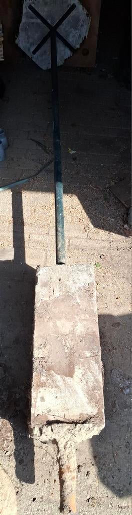 Metalen paal met betonvoet voor duiventil/vogelhuis, Tuin en Terras, Ophalen of Verzenden