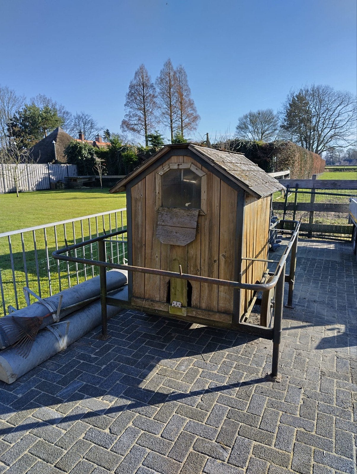 Melkmachine/kippenhok!, Ophalen, Kippenhok of Kippenren