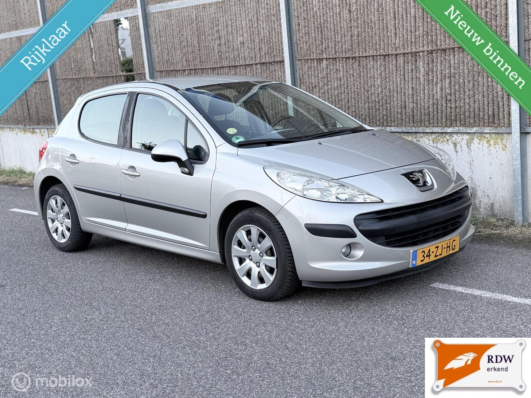 Peugeot 207 1.4 VTi Cool 'n Blue NAP/AIRCO/GOED ONDERHOUDEN/, Voorwielaandrijving, Gebruikt, 1153 kg, Origineel Nederlands