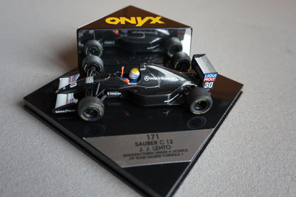 Sauber Mercedes C 12 J.J. Letho 1993 Onyx 1/43, Ophalen of Verzenden, Zo goed als nieuw, Auto, Overige merken