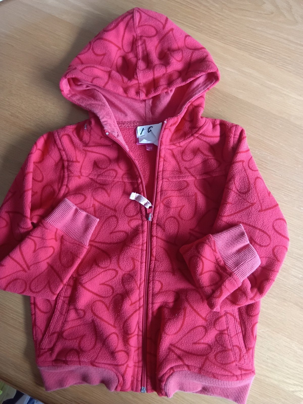Roze fleece vest met hartjes maat 122 (108), TSK, Gebruikt, Meisje, Trui of Vest