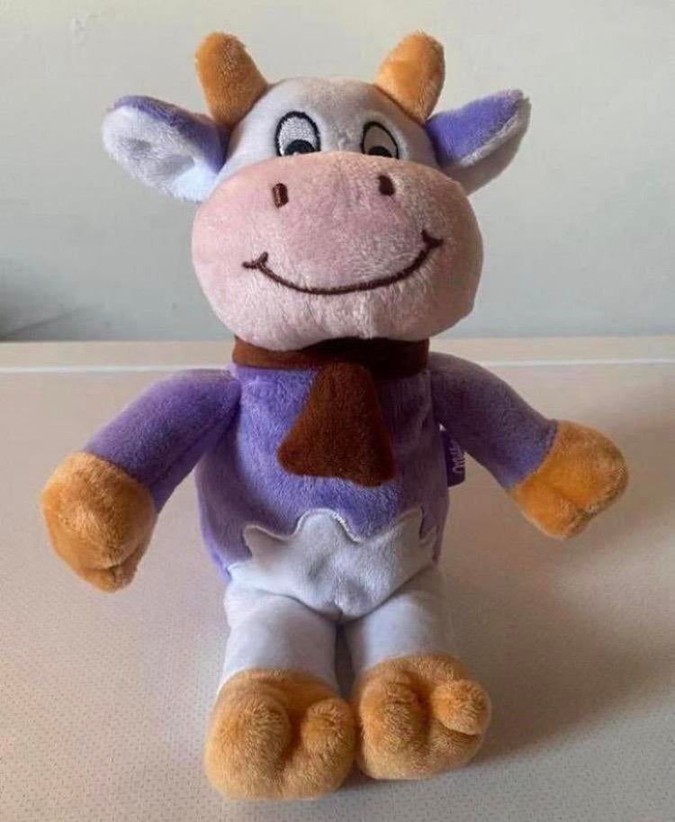 Milka koe van pluche. Lengte 24 cm Breedte 9 cm., Ophalen of Verzenden, Zo goed als nieuw, Overige typen