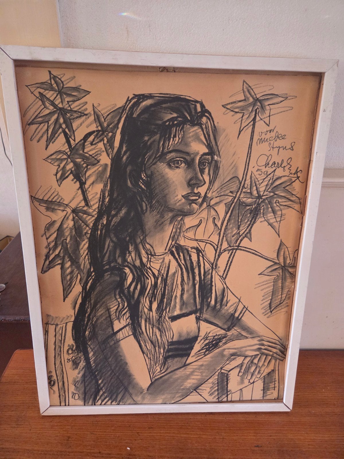 Vintage Houtskooltekening Vrouw door Charles eyck '54, Antiek en Kunst, Ophalen of Verzenden, Tekening, Houtskooltekening, Ingelijst