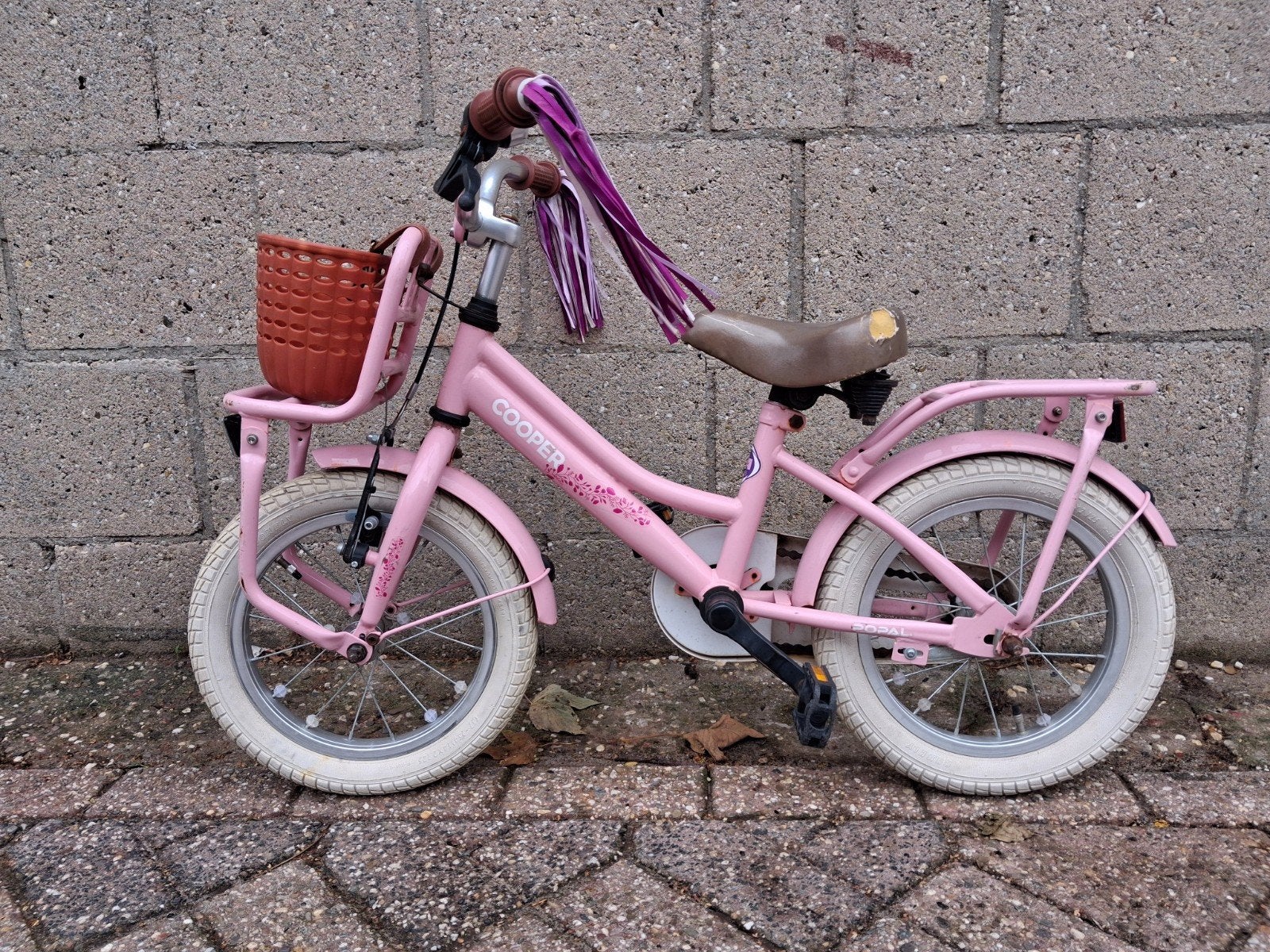 Roze kinderfiets met mandje - 14 inch, Ophalen, Gebruikt, Minder dan 16 inch, Onbekend