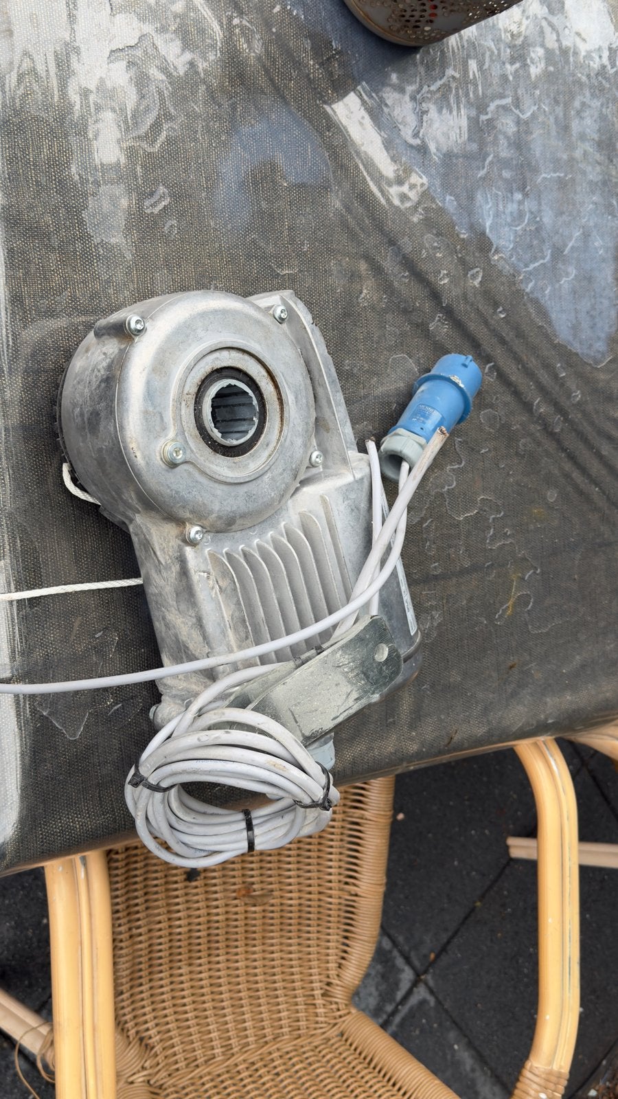 ASSA ABLOY CDMS Garagedeuropener Motor 230V AC, Ophalen