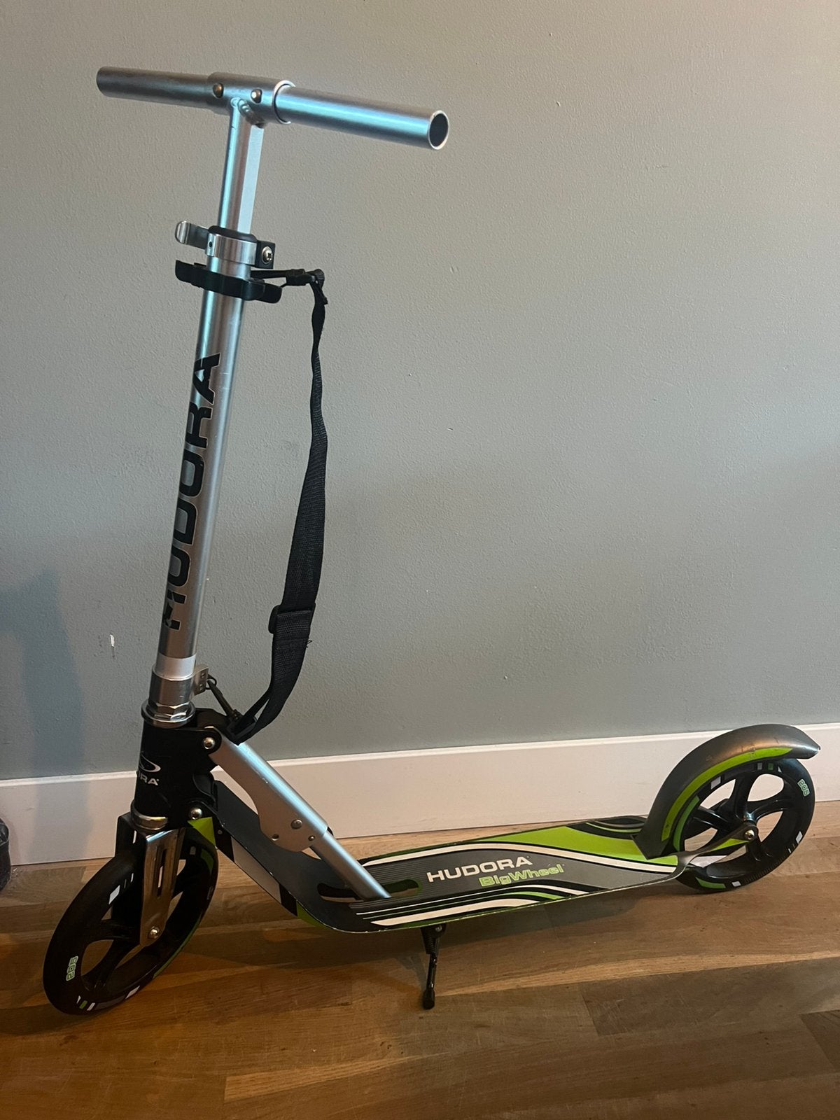 Hudora big wheel 205 step, Ophalen, Zo goed als nieuw, Gewone step