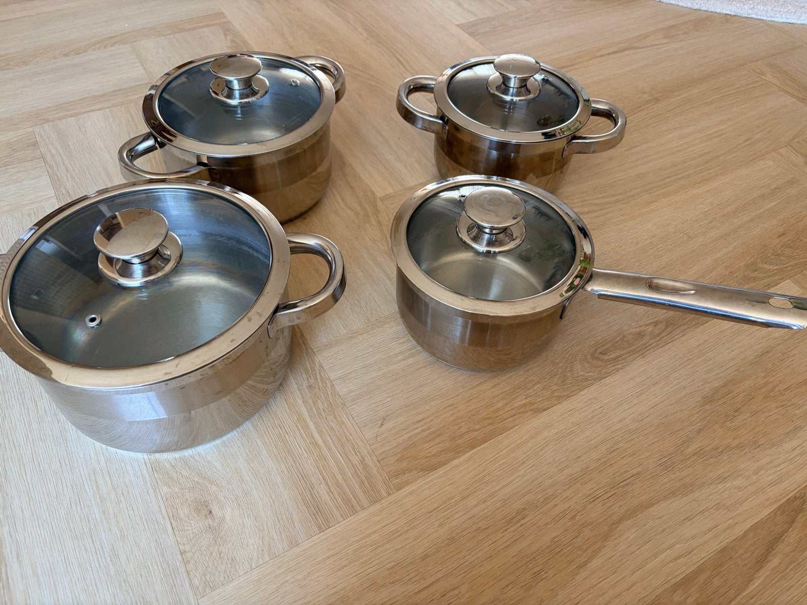 Sola pannenset met glazen deksels, Huis en Inrichting, Keuken | Potten en Pannen, Ophalen, Gebruikt, Met deksel, Pannenset