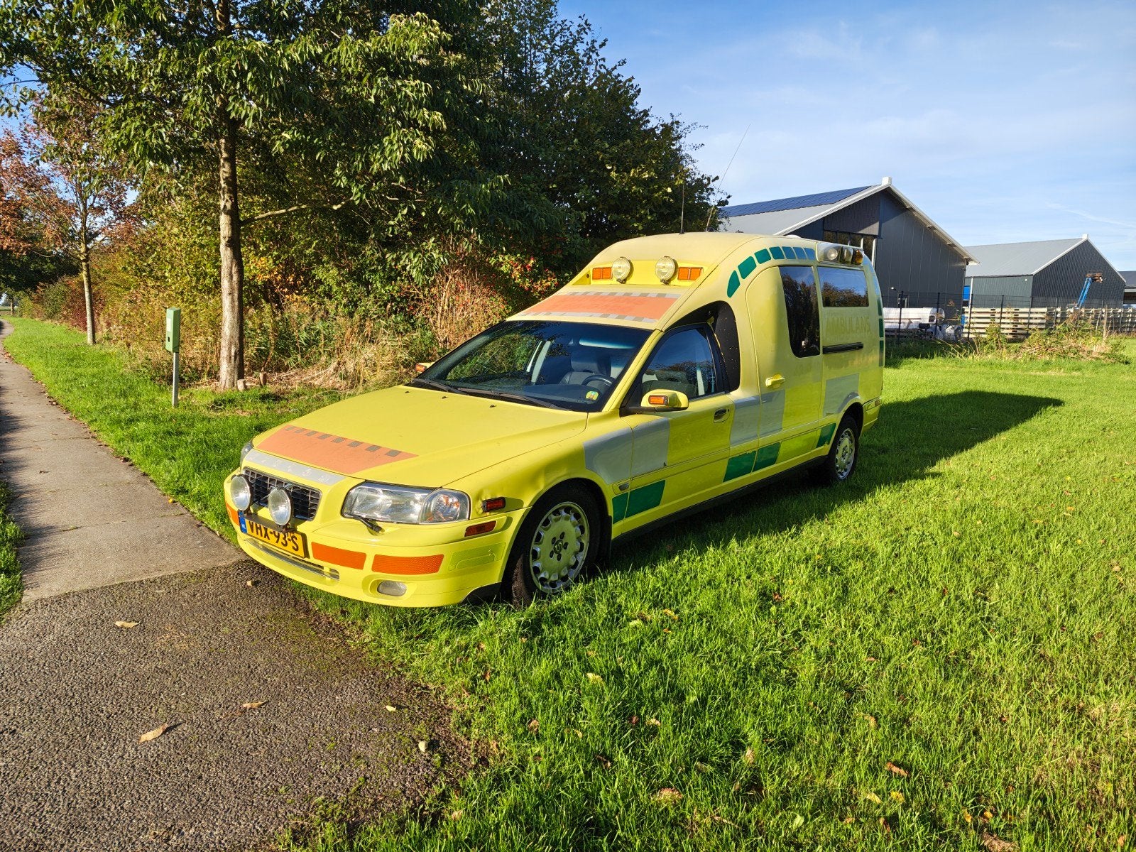 Nillson Volvo S80 Ambulans 2.5T, Stof, Zwart, 2117 kg, Verwarmde buitenspiegels