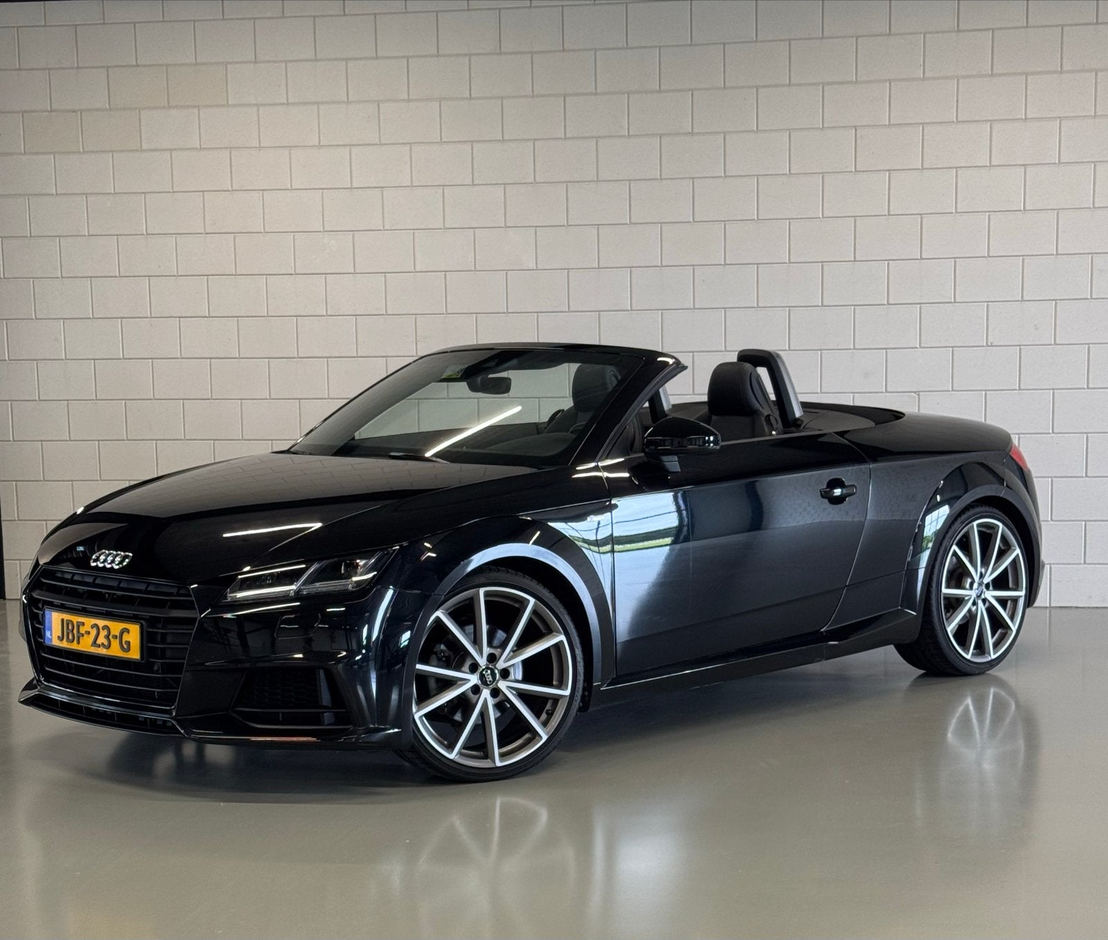Audi TT 1.8 Tfsi 180pk S Line Aut.Tronic 2018 Zwart Carbon, Automaat, Bluetooth, 4 cilinders, Cabriolet