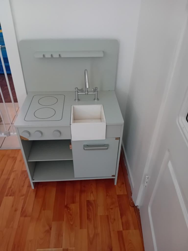 Gratis ophalen keuken Petit Amelie (deurtje afgebroken), Ophalen, Gebruikt