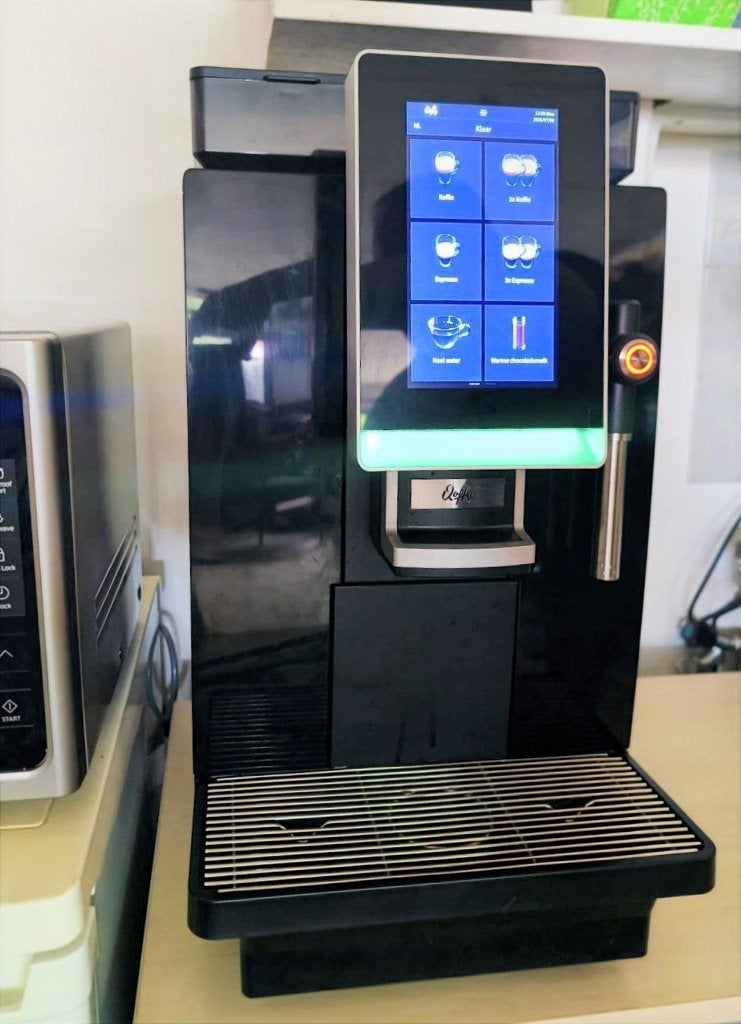 Professionele Koffiemachine Qoffy Valencia X80 Koffiebonen, Witgoed en Apparatuur, Koffiezetapparaten, 10 kopjes of meer, Koffiemachine