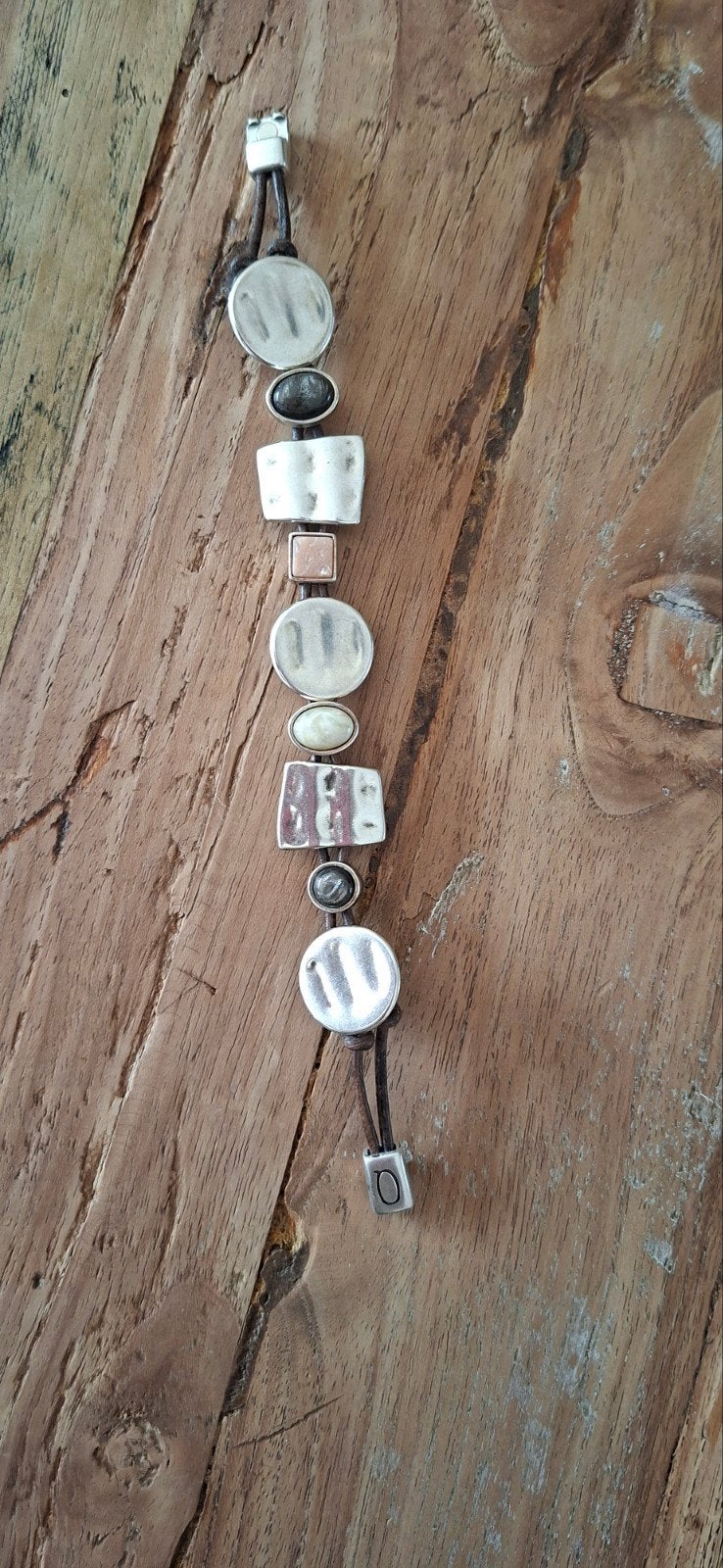 QOSS ARMBAND, Ophalen of Verzenden, Nieuw