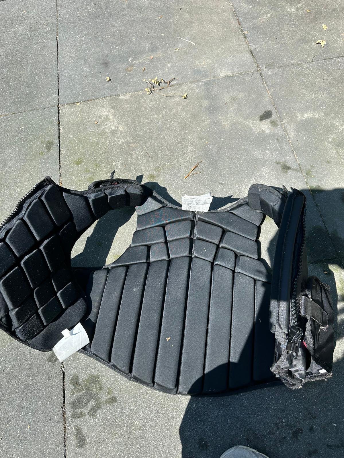 Mooie bodyprotector, Ophalen, Zo goed als nieuw