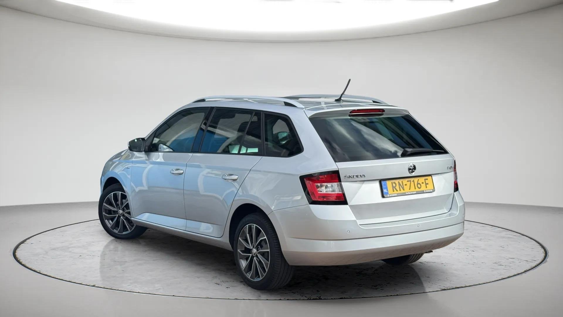 Skoda Fabia Combi 1.0 TSI Drive, Auto's, Keurmerk '100% Onderhouden', 12 maanden, Euro 6, 95 pk