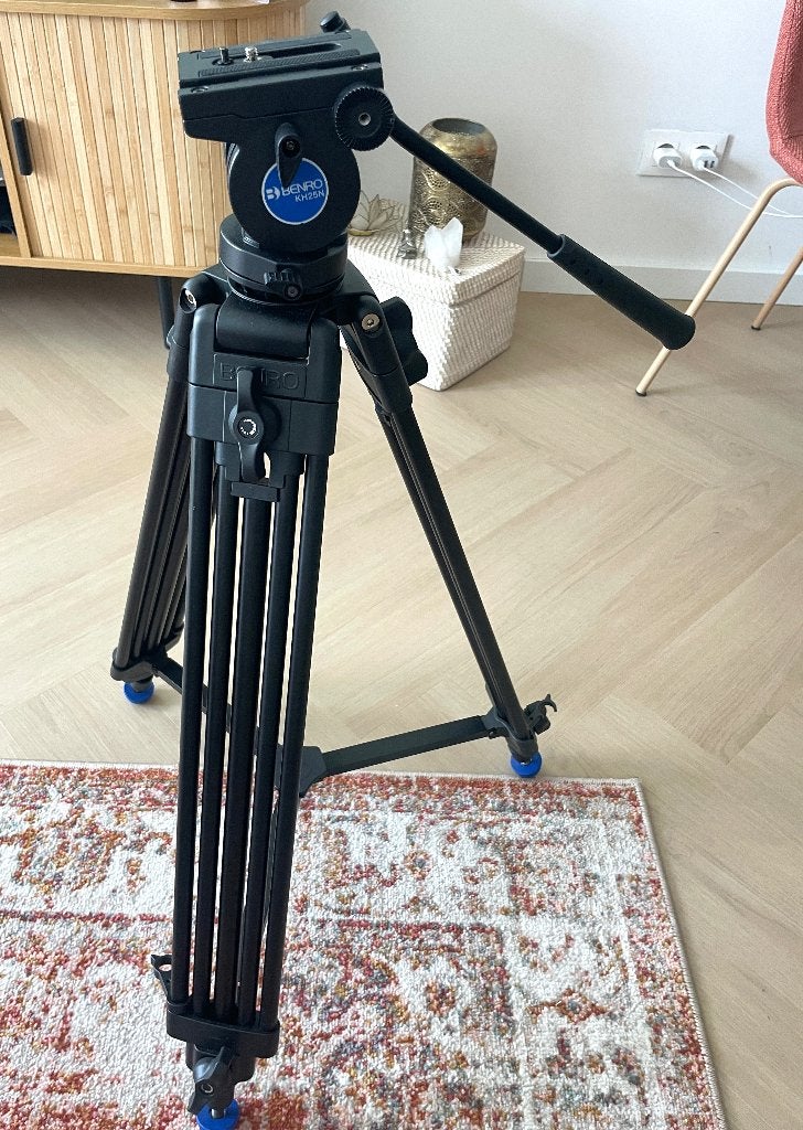 Benro KH25N Videostatief Met videokop en draagtas, Ophalen, Zo goed als nieuw, 150 tot 175 cm, Driepoot
