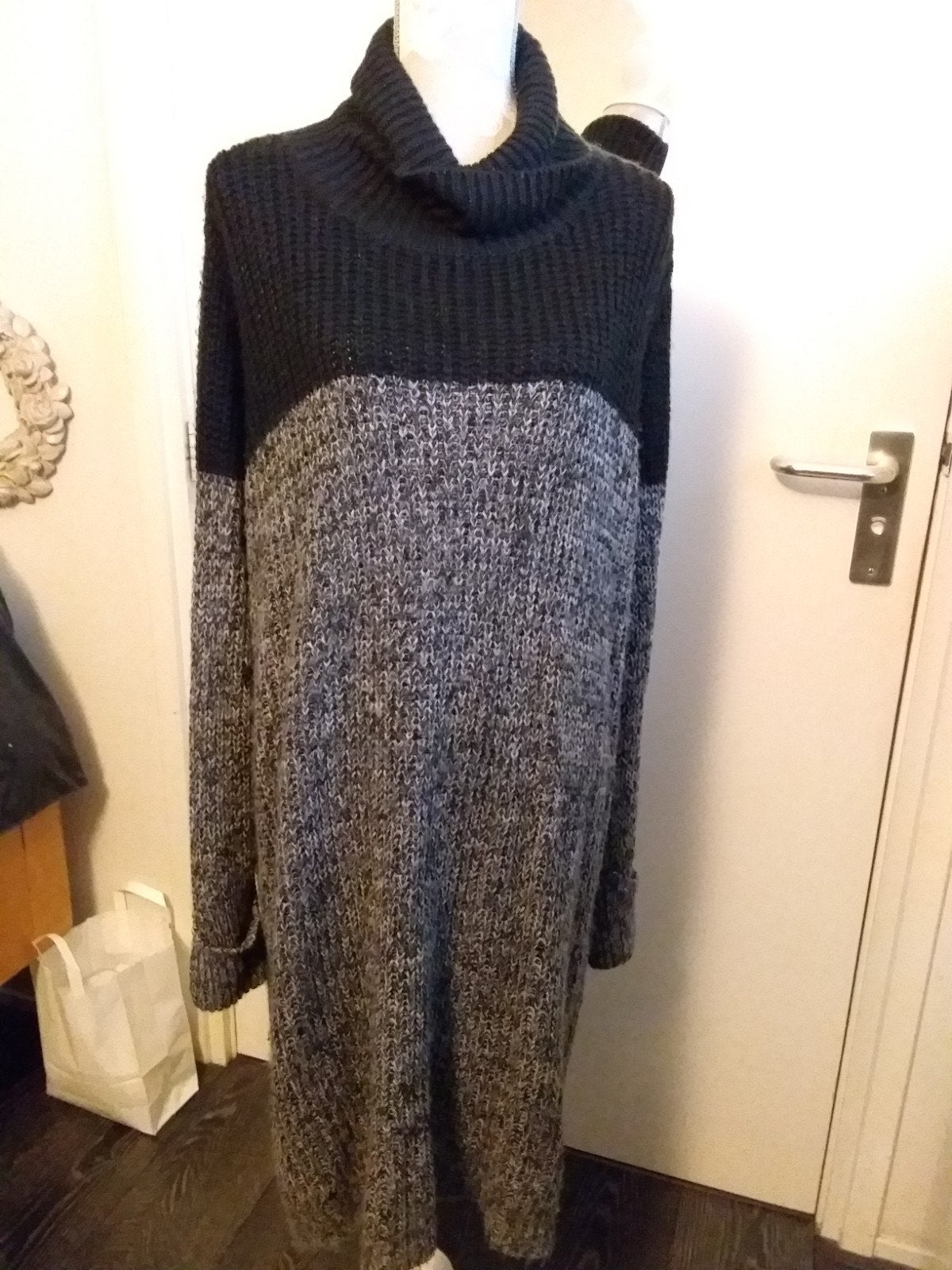 Didi. Lange trui/jurk. Maat L, Ophalen of Verzenden, Zo goed als nieuw, Zwart, Boven de knie