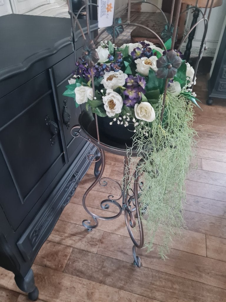 Nieuwe metalen plantenstandaard in de vorm van een vogelkooi, Heikant 21 Kaatsheuvel, Ophalen of Verzenden, Minder dan 25 cm, Jolandamonsieurs@gmail.com
