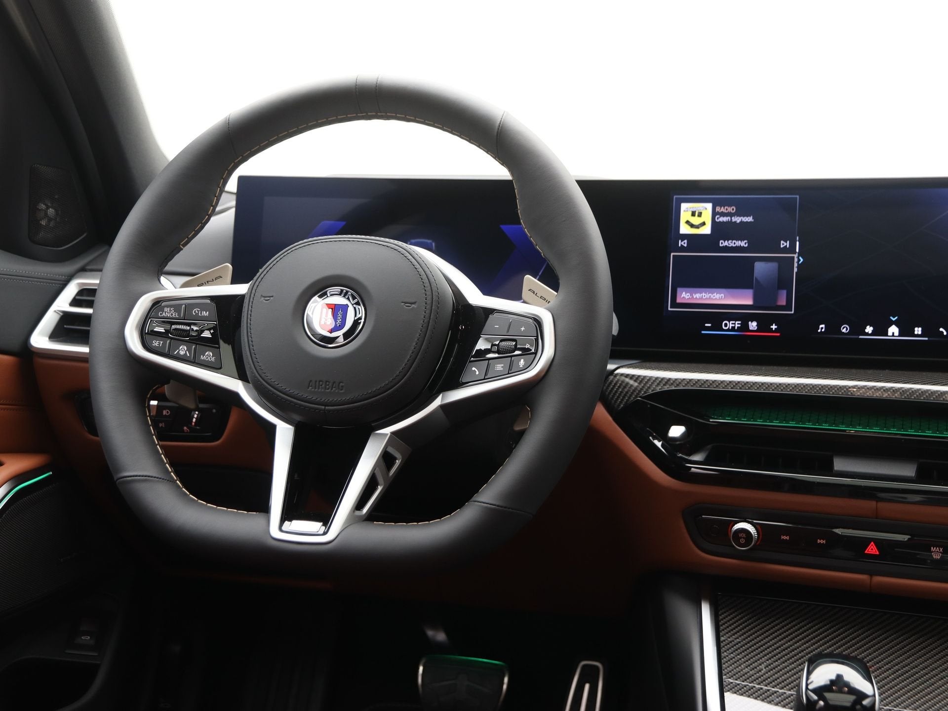 Alpina B3 GT Touring SWITCH-TRONIC Allrad - Black Sapphire /, Auto's, Automaat, Zwart, 2993 cc, Zwart