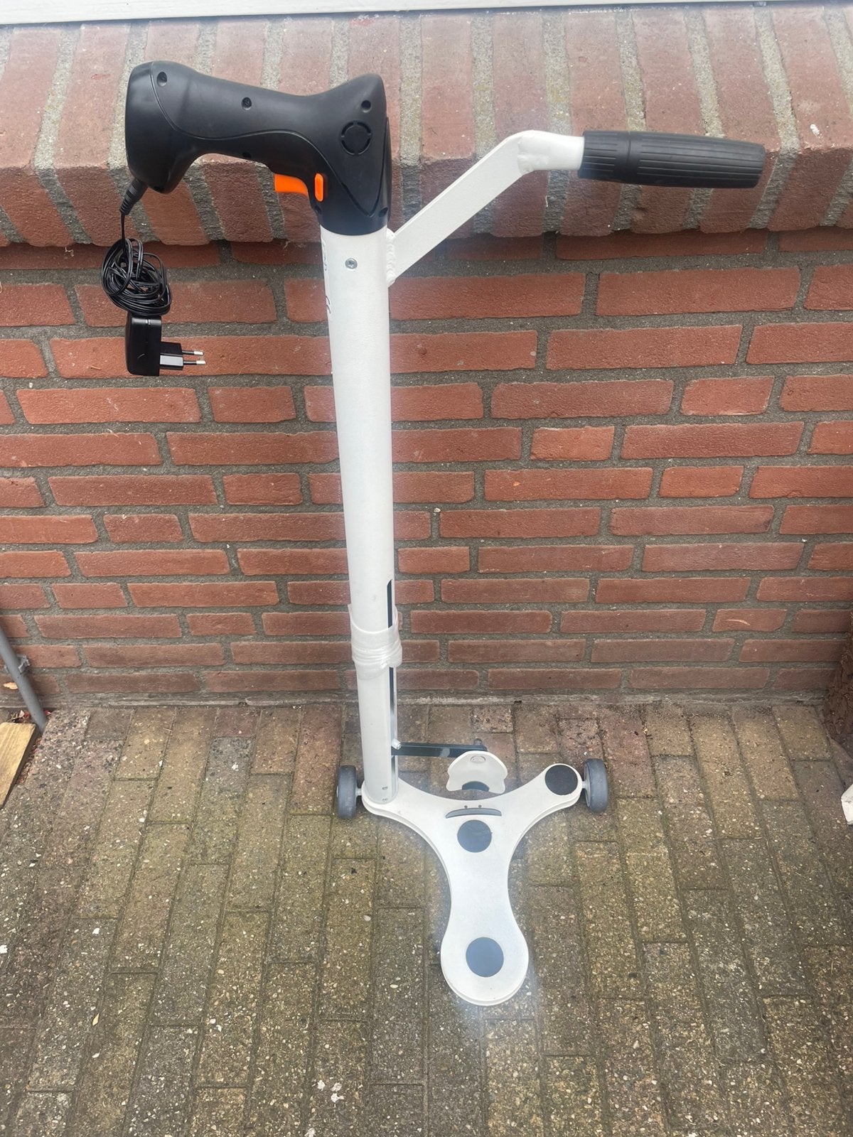Aangeboden steunkous pistool op accu, Diversen, Verpleegmiddelen, Ophalen
