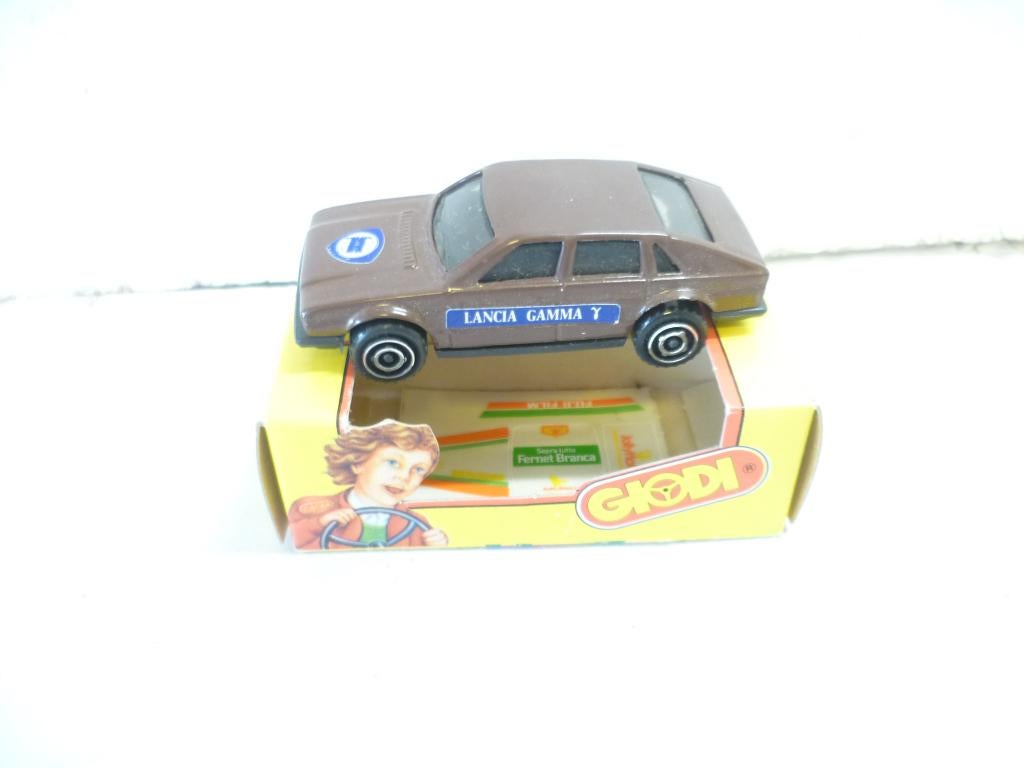 Giodi Italy Serie Vip Lancia Gamma modelauto 6,5cm lang auto, Ophalen of Verzenden, Nieuw, Auto