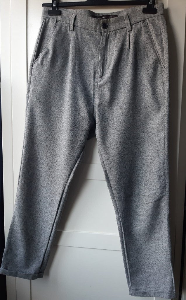 Nette, grijs gemêleerde broek / pantalon Zara Man maat 40, Kleding | Heren, Broeken en Pantalons, Maat 48/50 (M), Ophalen of Verzenden