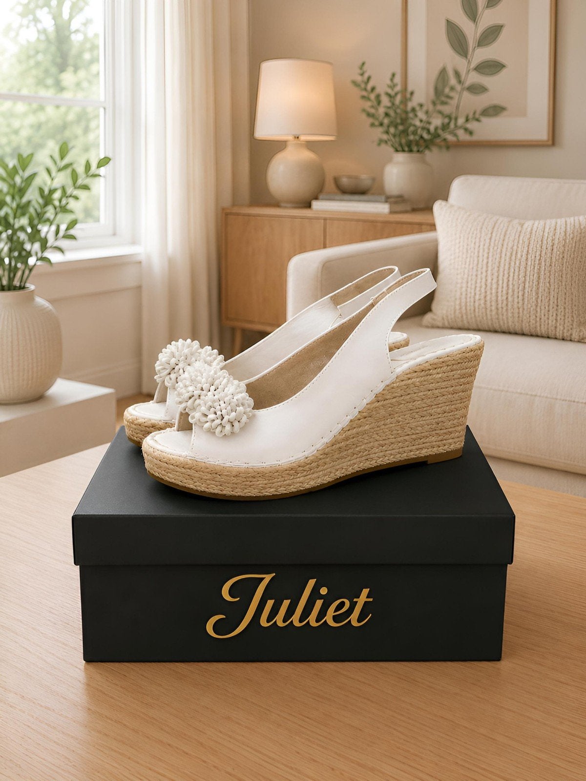 Juliet Witte Sleehak Sandalen – Maat 38 – Elegant & Comforta, Sandalen, Wit, Nieuw, Ophalen of Verzenden