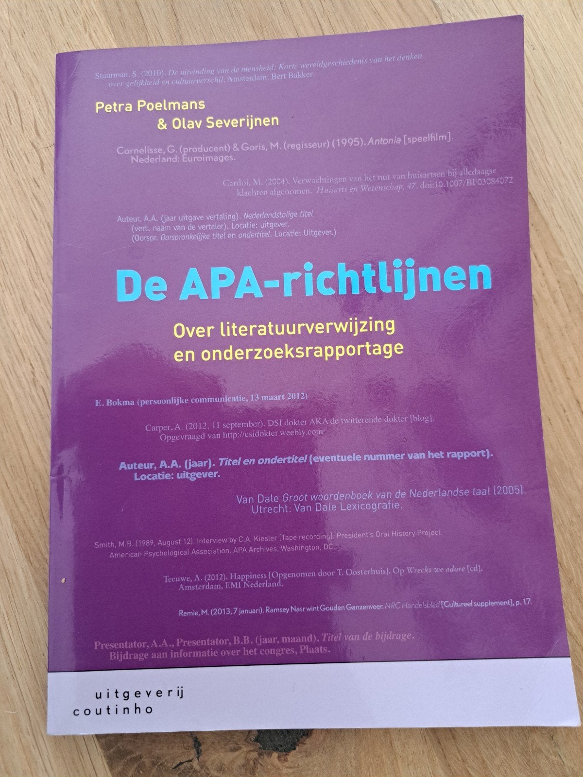 De APA richtlijnen voor onderzoek, Ophalen, Nieuw, HBO, Petra Poelmans & Olav Severijn