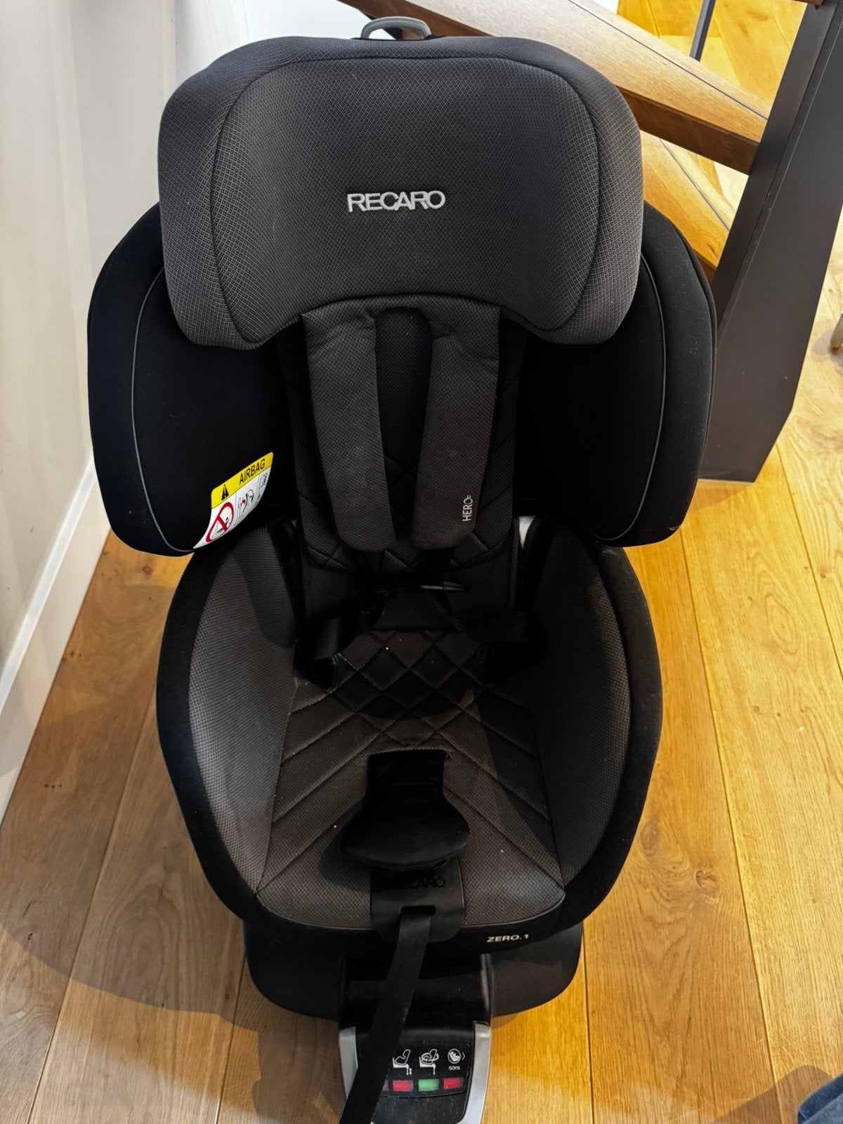 Recaro i-size ISOFIX 40cm-105cm zwart, 0 t/m 18 kg, Zo goed als nieuw, Isofix, Ophalen