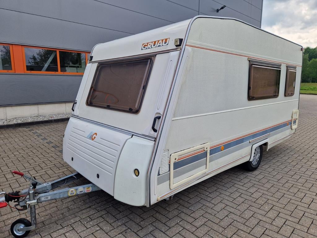 Caravan, Vast bed, Koelkast, Treinzit, Particulier