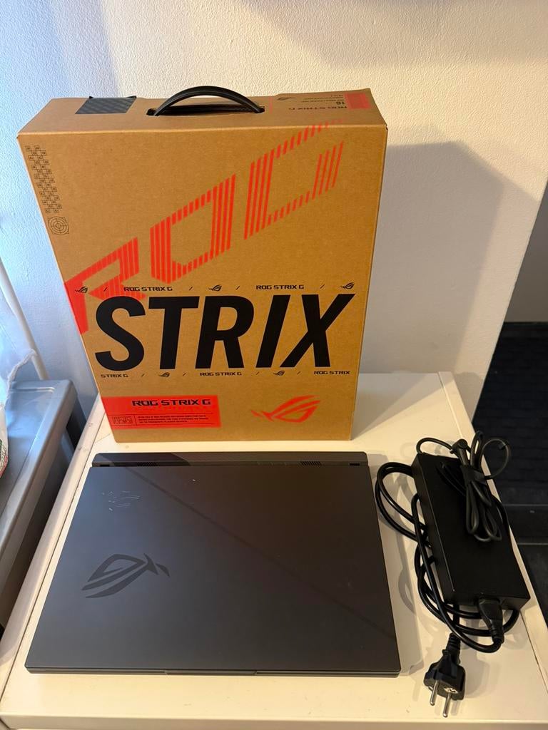ASUS ROG Strix G16 - i9-14900HX - RTX 4070 - 2TB - 240Hz, Computers en Software, Windows Laptops, Ophalen, Asus, Qwerty, Zo goed als nieuw