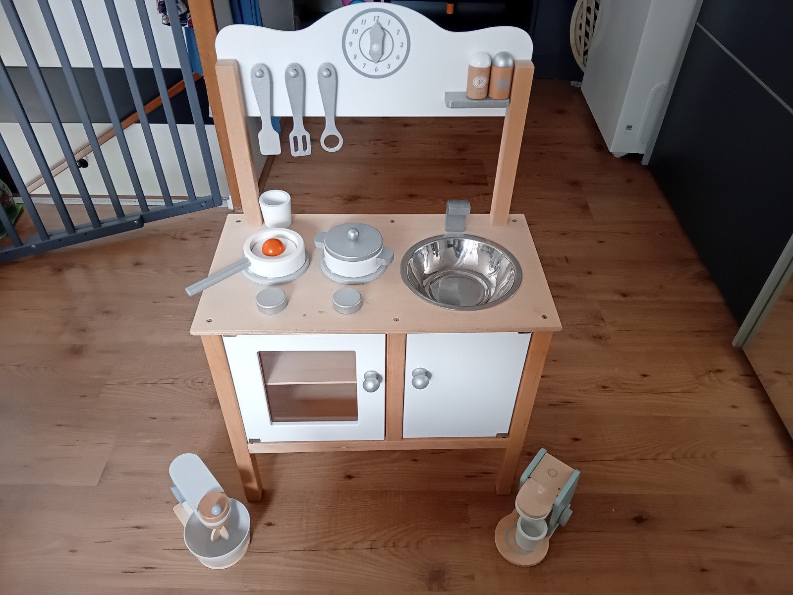 Houten speelkeuken met accessoires, Kinderen en Baby's, Ophalen, Gebruikt, Hout, Speelkeuken