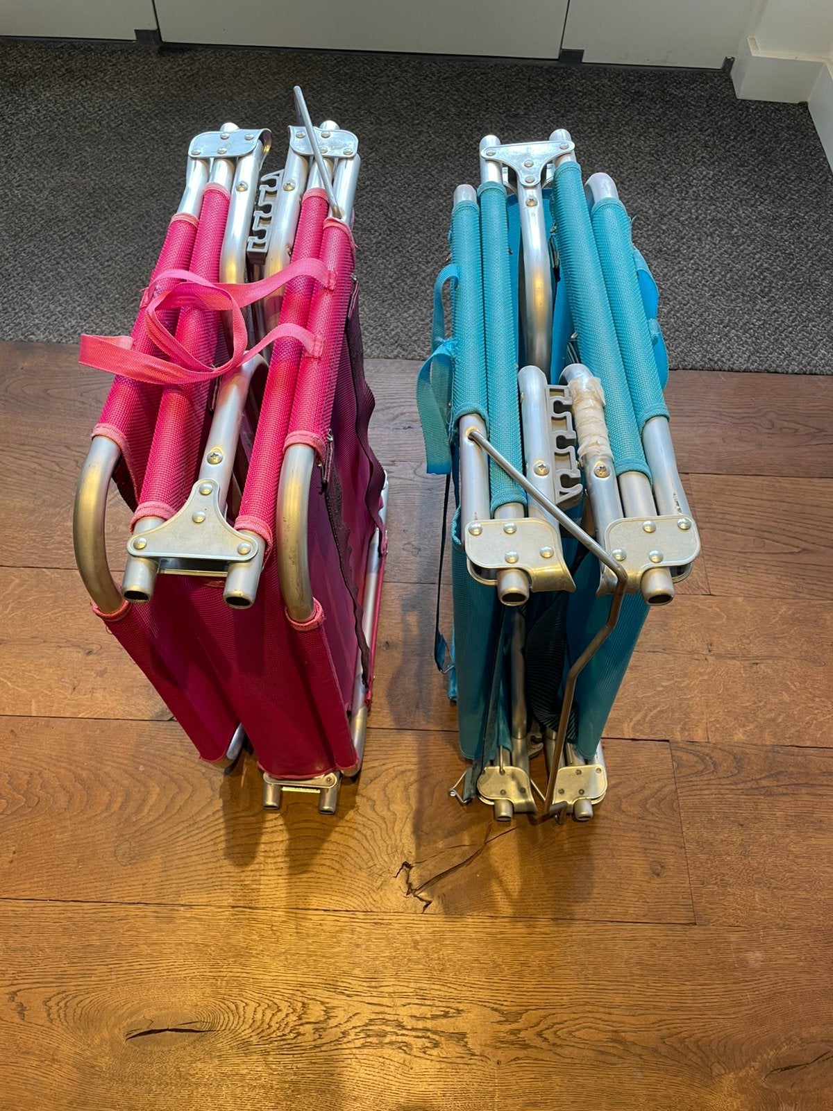 Twee stretchers/veldbedden/strandbedden, Ophalen, Gebruikt