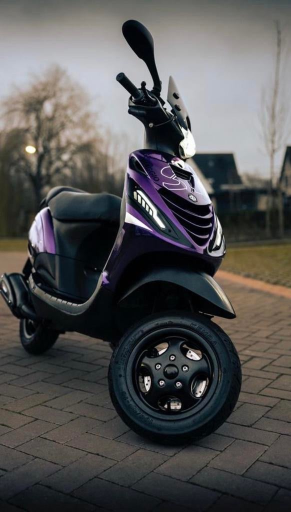 Zip 2t bj2011 minimaal GEZOCHT, Fietsen en Brommers, Scooters | Piaggio, Ophalen of Verzenden, Zo goed als nieuw, Tweetakt, Zip