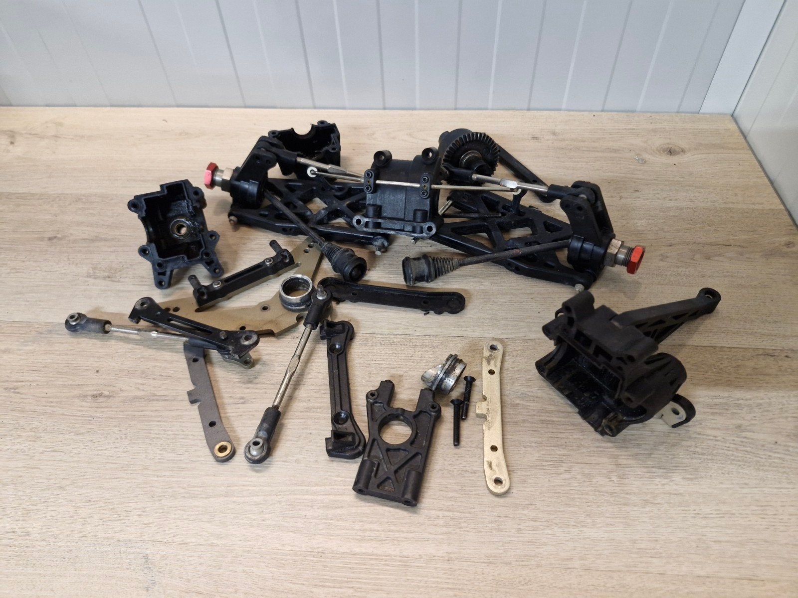 Losi 5ive T achter ophanging  en extra, Ophalen of Verzenden, Overige schalen