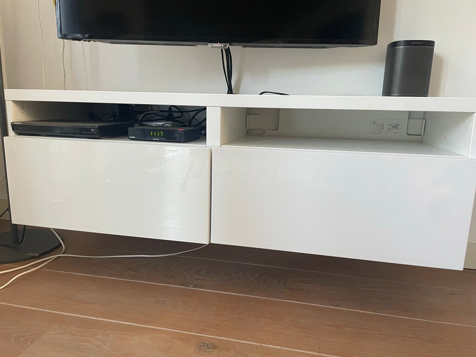IKEA Zwevend TV meubel wit met 2 laden - 120 cm breed, Ophalen, 100 tot 150 cm, Zo goed als nieuw, Minder dan 100 cm