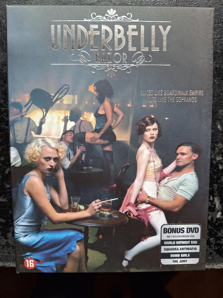 underbelly razor, Vanaf 9 jaar, Ophalen of Verzenden, Zo goed als nieuw, Drama