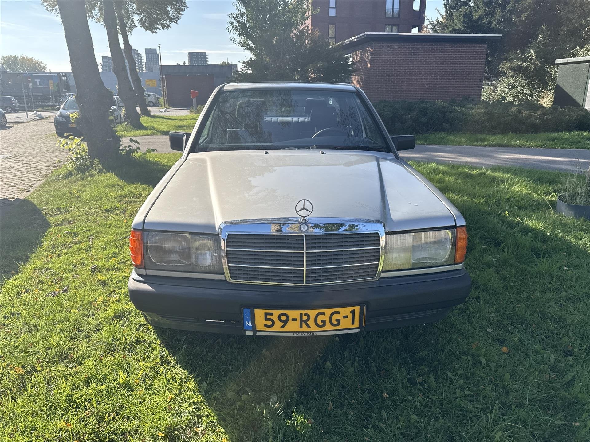 Mercedes 190-Serie 2.0 automaat Met LPG onderbouw, Auto's, Automaat, Dealer onderhouden, Stof, Gebruikt