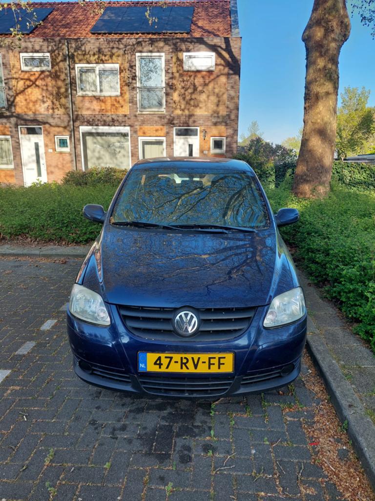 Volkswagen Fox 1.2 40KW 2005 Blauw, Auto's, Voorwielaandrijving, Stof, 1198 cc, 973 kg