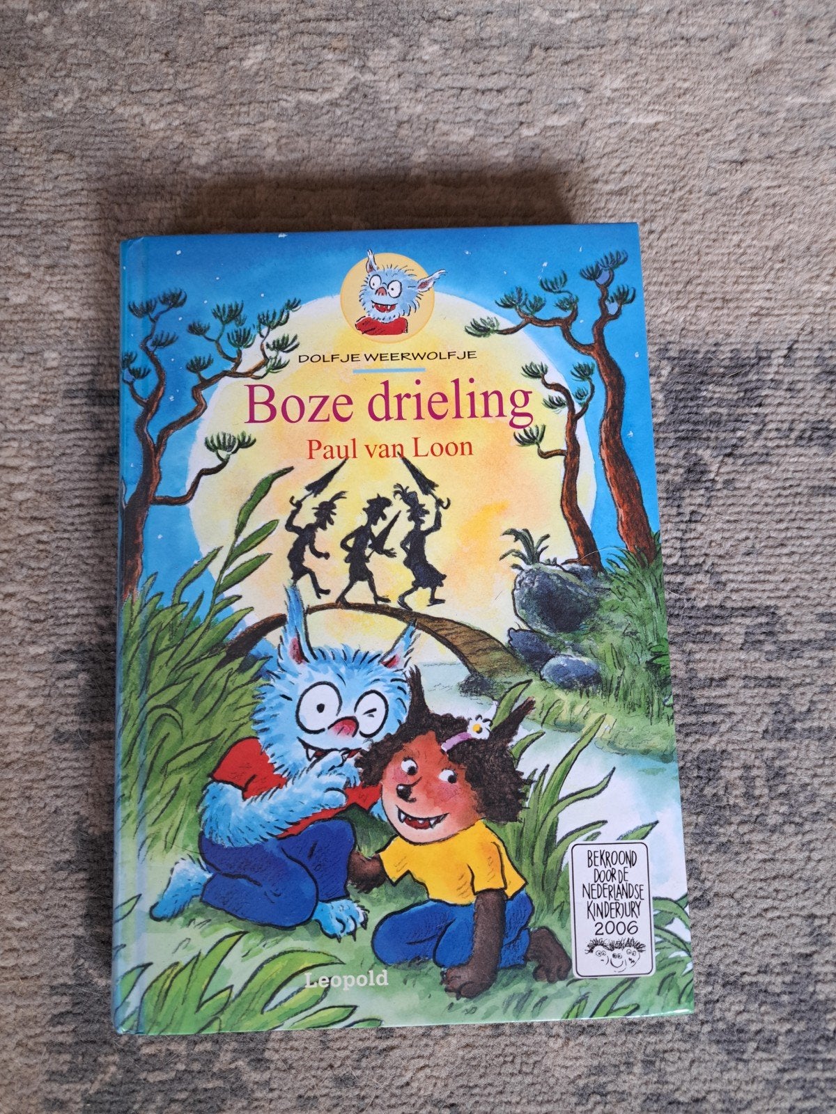 Paul van Loon - Boze drieling, Fictie algemeen, Paul van Loon, Ophalen of Verzenden, Zo goed als nieuw