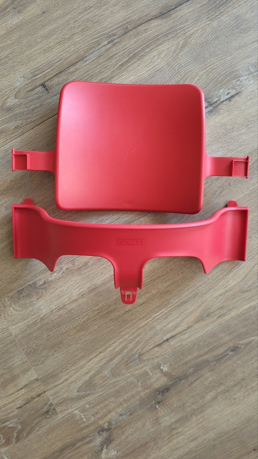 Stokke Tripp Trapp Babyset Rood (Beugel + Rugleuning), Ophalen of Verzenden, Gebruikt, Stoelverkleiner