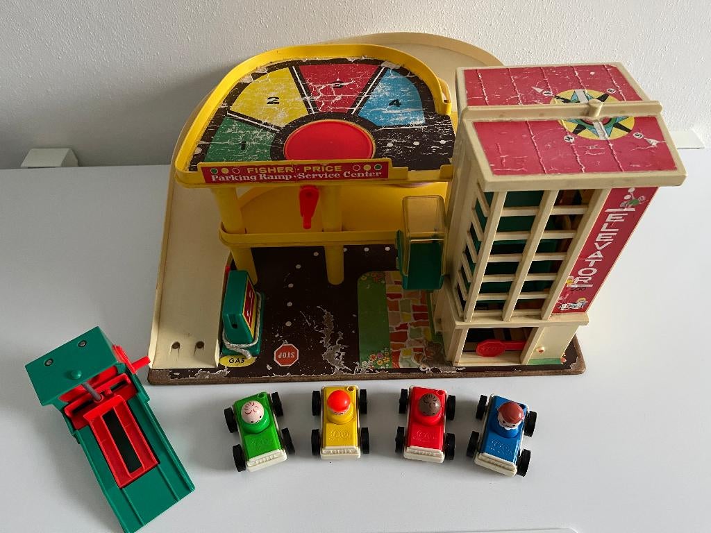 Fischer Price garage en nog meer, Ophalen, Gebruikt, Speelset